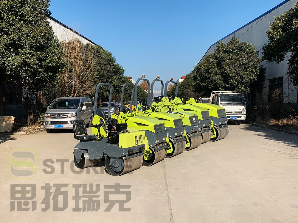 國內的小型壓路機比國外的貴，價(jià)格到底差在哪里？